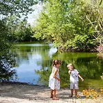 Campsite De Chalons-en-Champagne