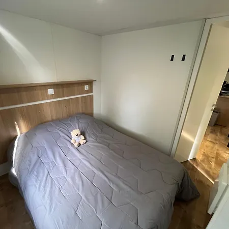De